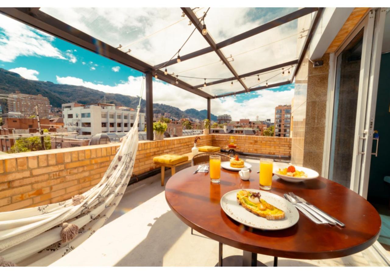 Ramada Bogota Parque 93 Hotel Exterior photo