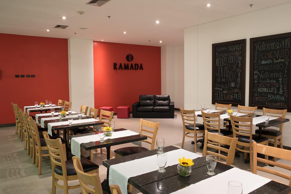 Ramada Bogota Parque 93 Hotel Exterior photo